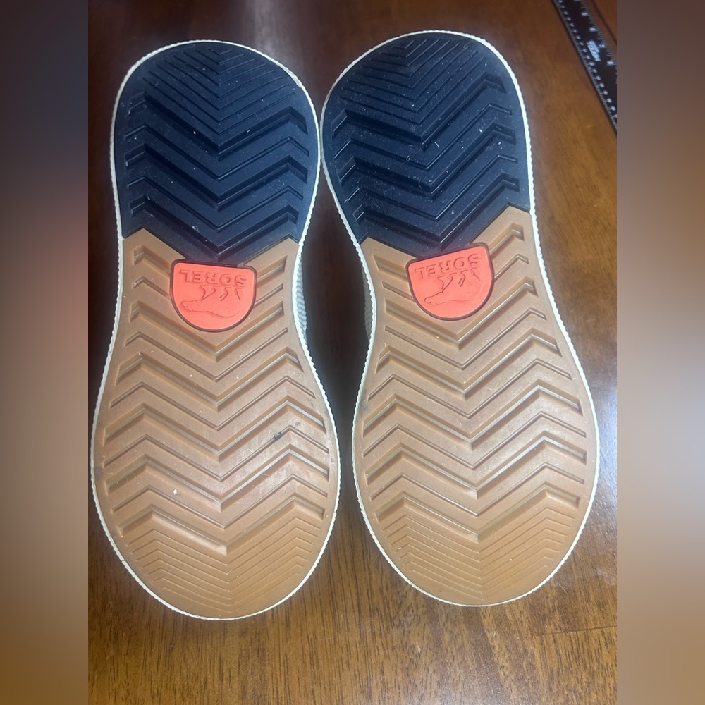 Sorel WOMEN'S OUT N ABOUT™ III CLASSIC BOOTS - Picture 8 of 9